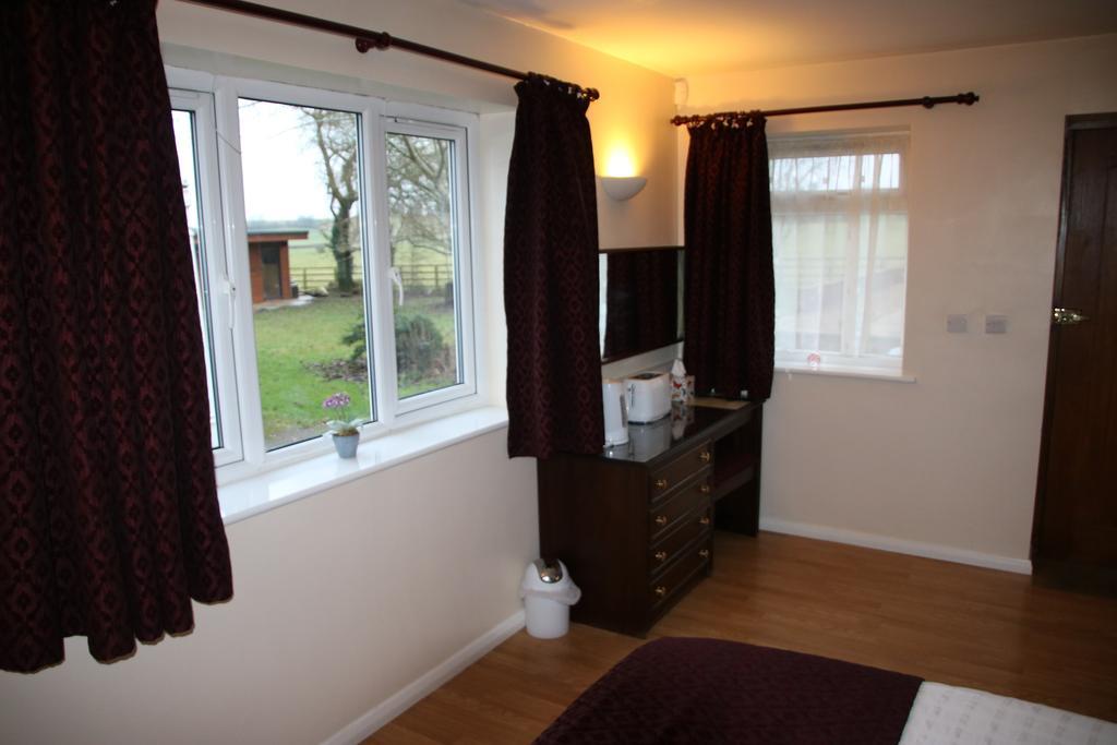 The Stables B&B @ Pear Tree Cottage Winslow Экстерьер фото