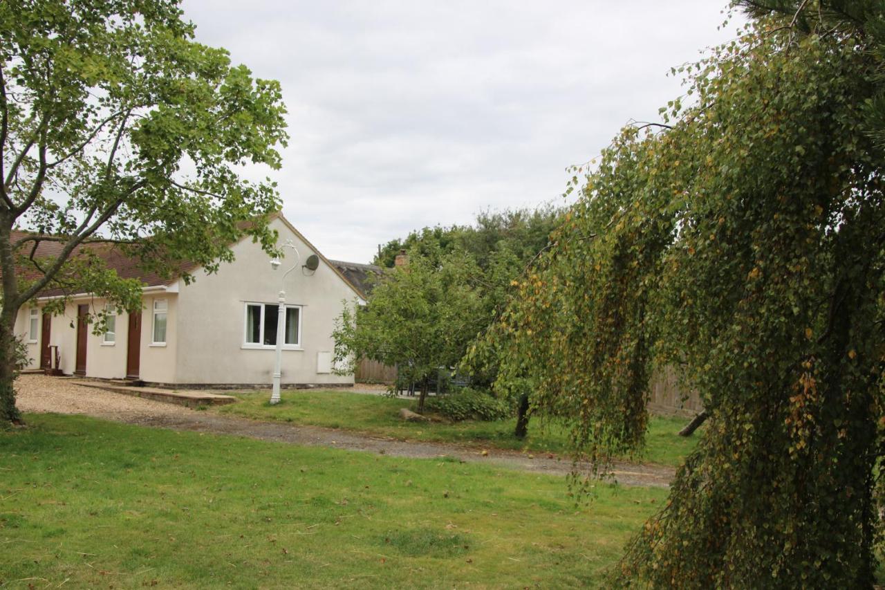 The Stables B&B @ Pear Tree Cottage Winslow Экстерьер фото